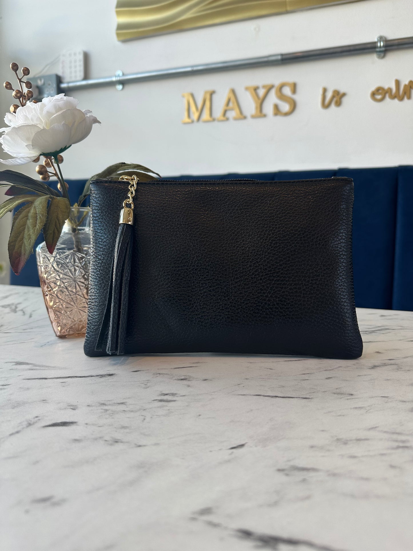 Kitty - Leather clutch/crossbody gold chain - 6 Colours
