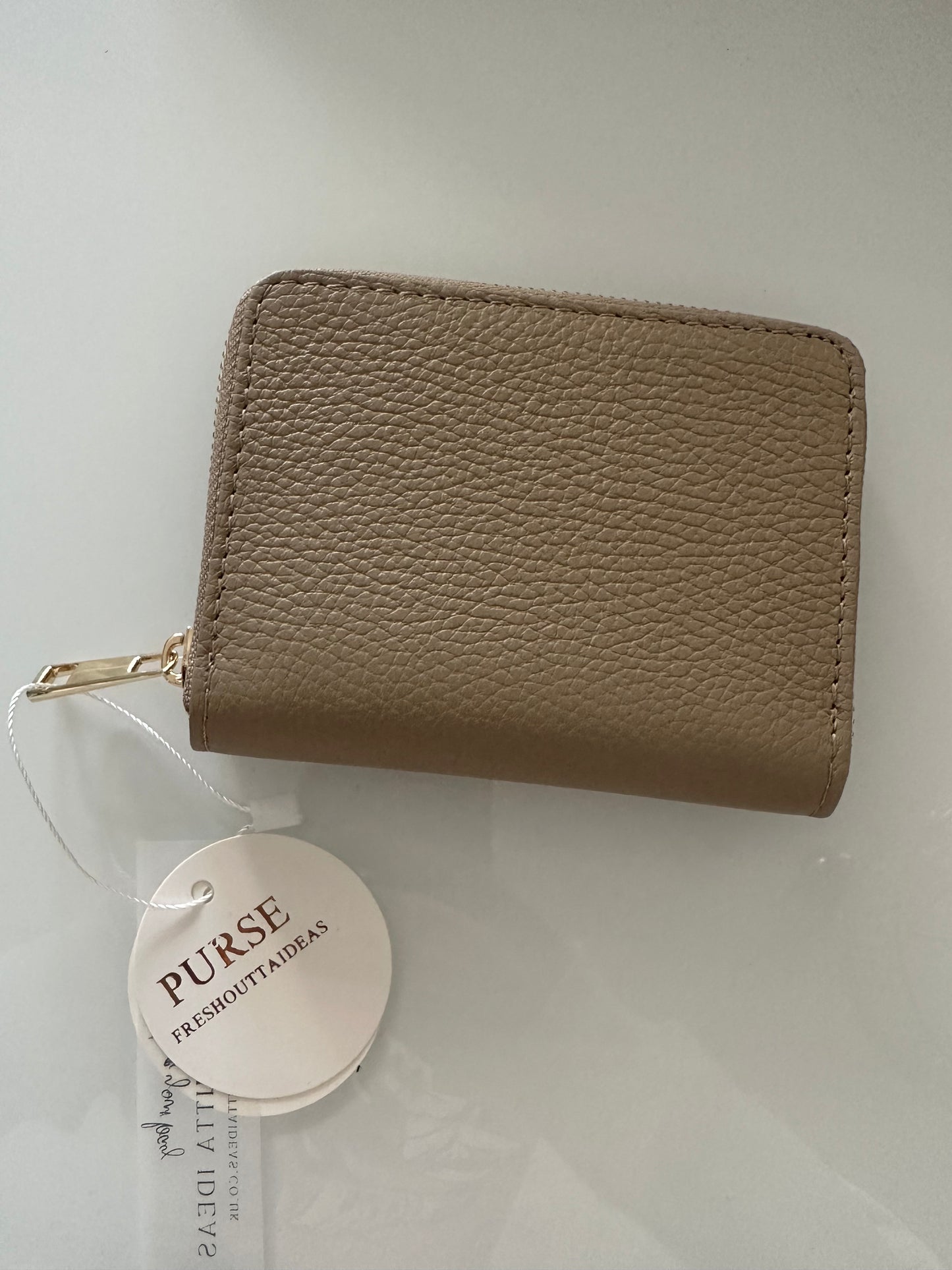 Small Leather Zip Round Purse