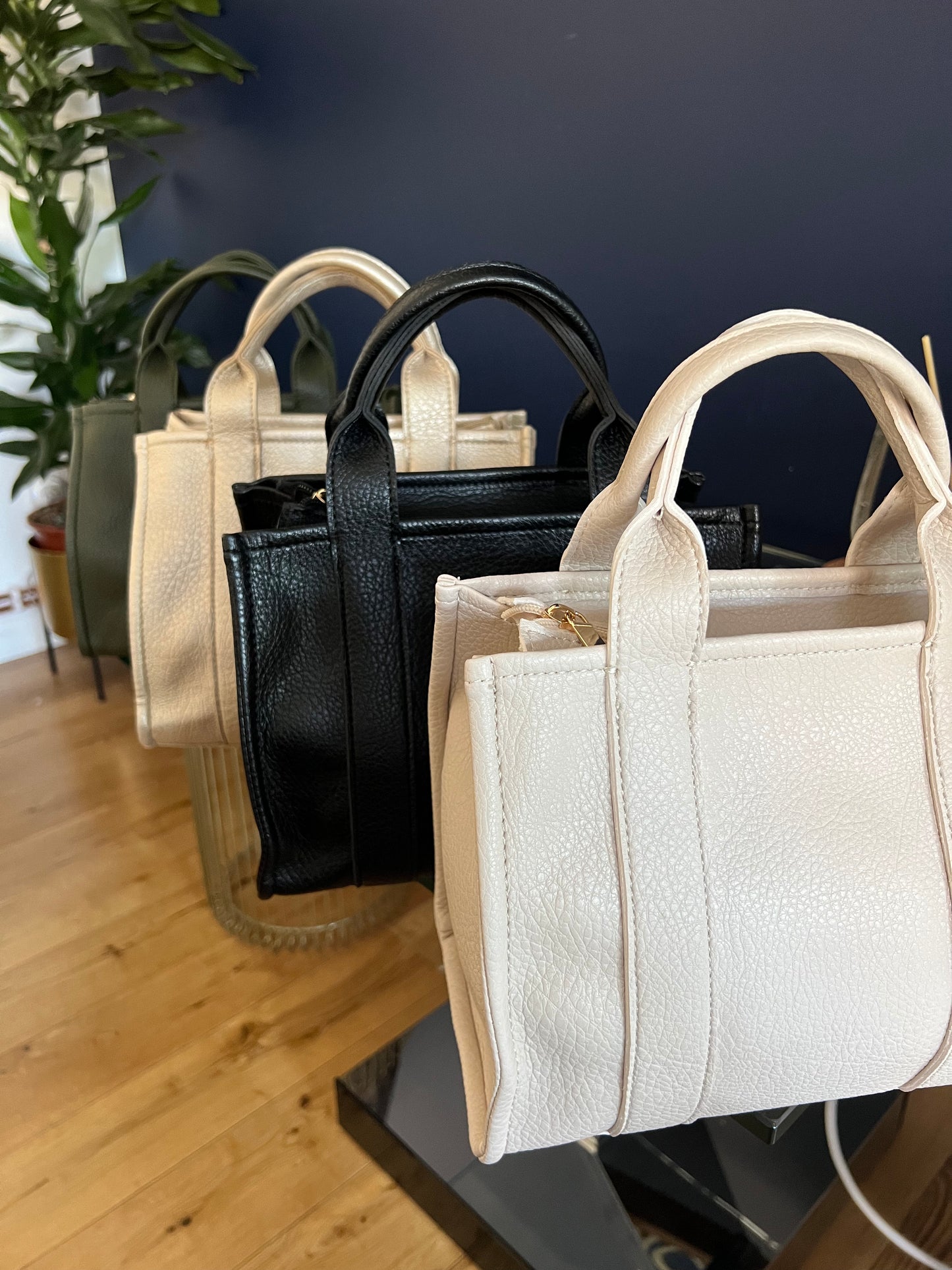 Nellie - Tote - Vegan Collection