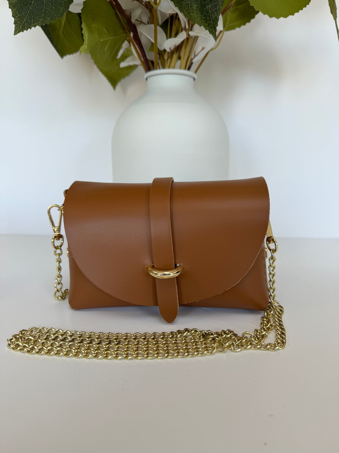 Myla - Leather Handbag with chain strap