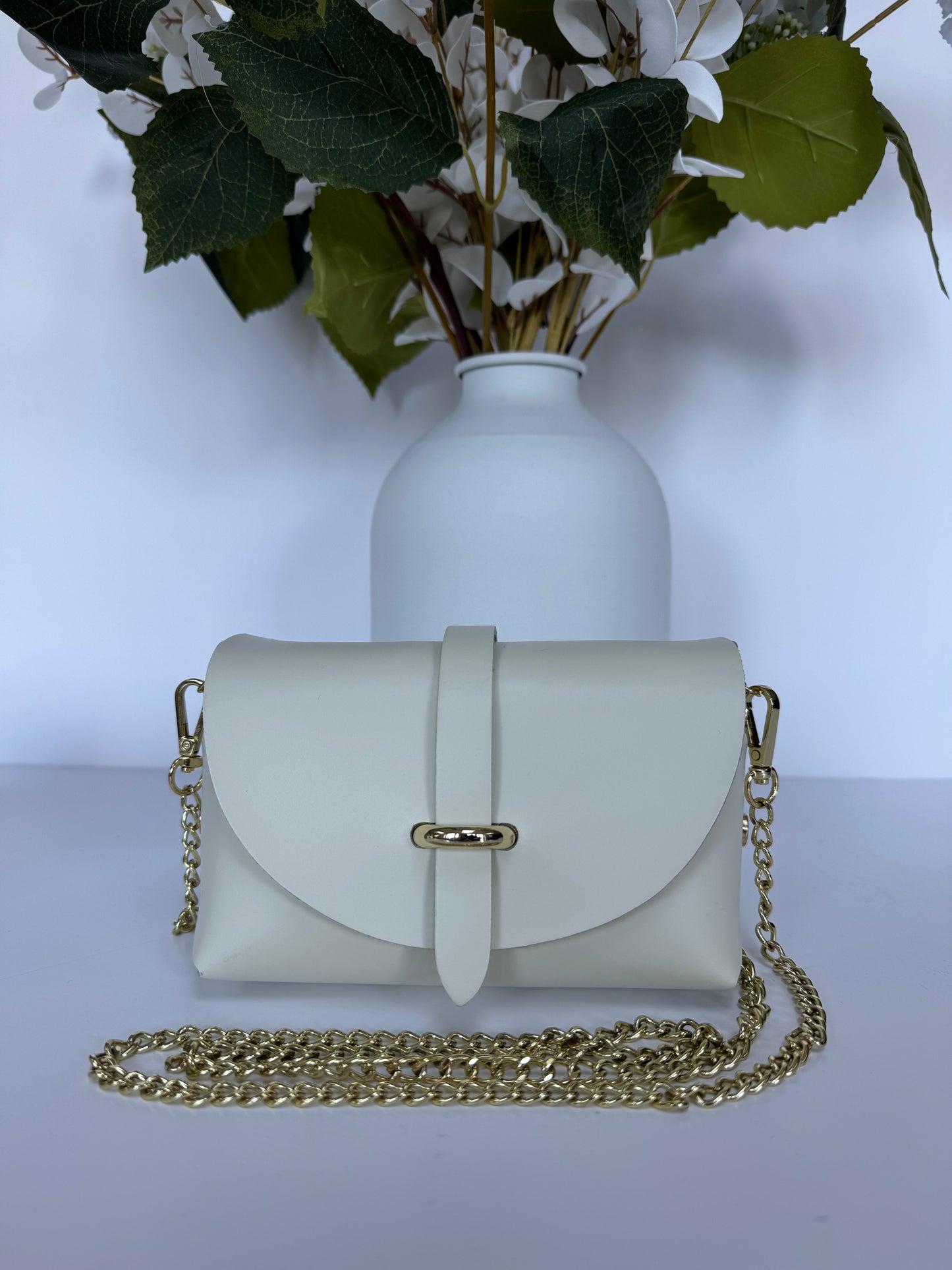 Myla - Leather Handbag with chain strap