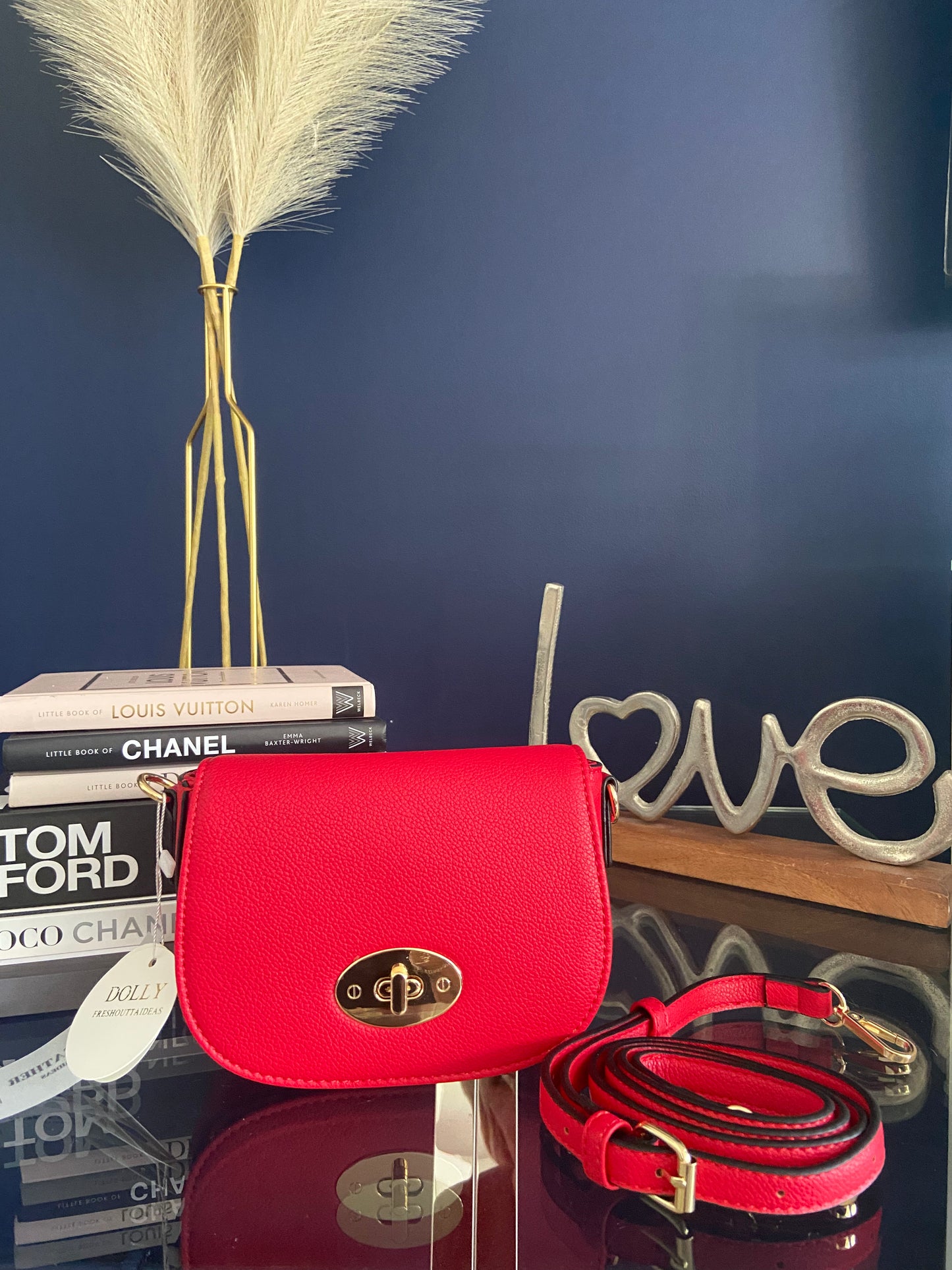 Dolly - Super Soft Clasp Lock Crossbody Bag