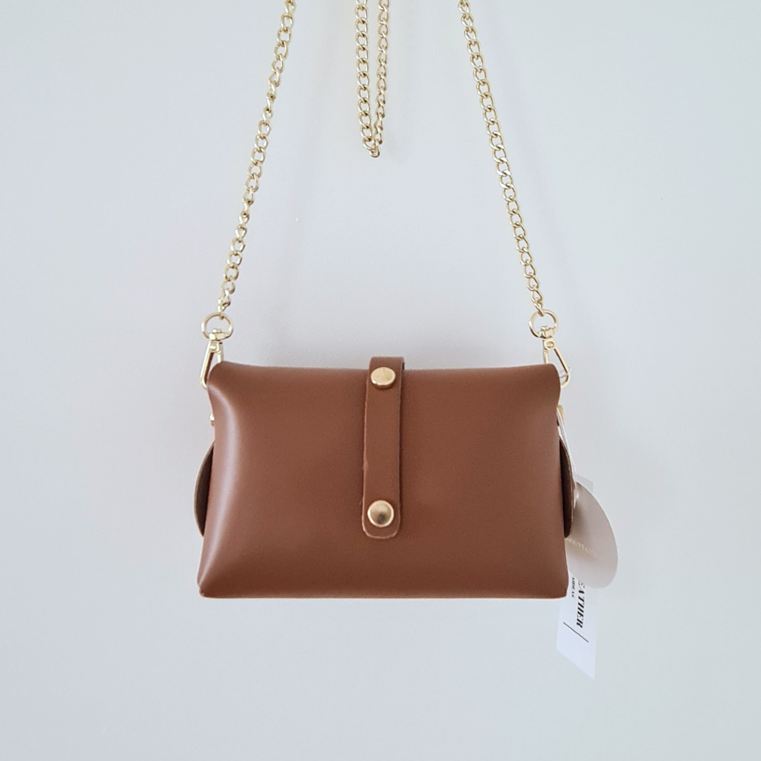 Myla - Leather Handbag with chain strap