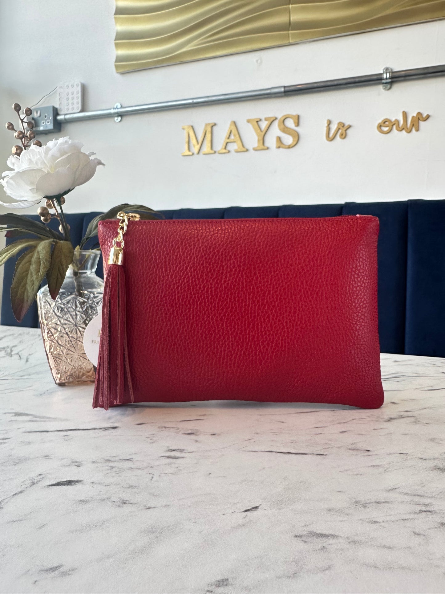 Kitty - Leather clutch/crossbody gold chain - 6 Colours