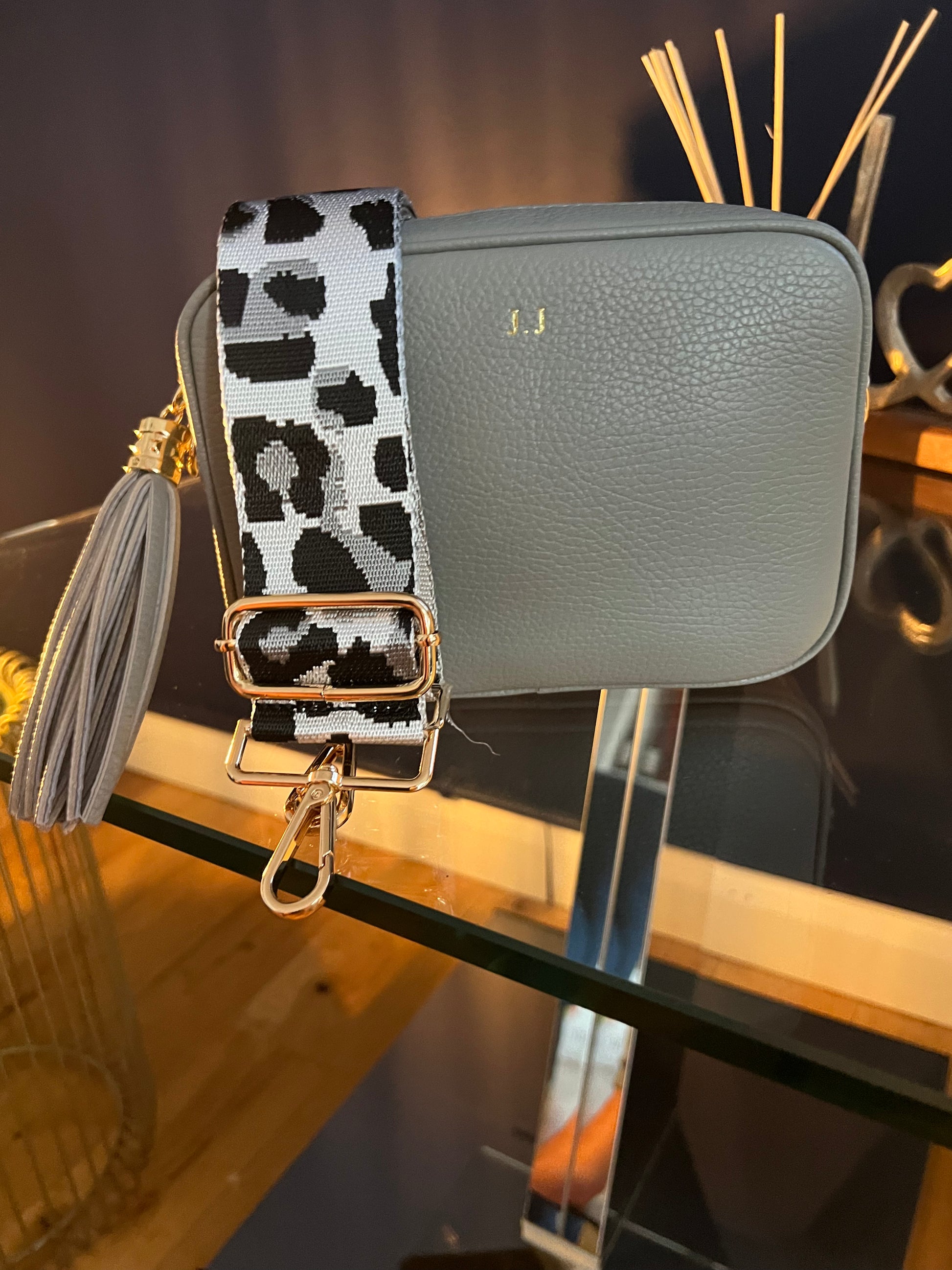 Camera Bag Leather Crossbody Bag With Changeable Strap Belle