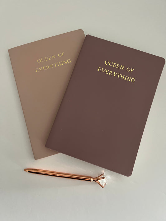 Notebook & Pen - Quote - QUEEN OF EVERYTHING